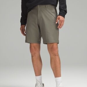 Lululemon • Sage Gray Commission Classic-Fit Short 9" Warpstreme • Size 30 • NWT